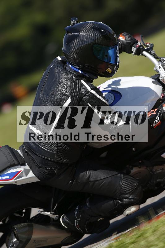 /Archiv-2024/29 12.06.2024 MOTO.CH Track Day ADR/Gruppe gelb/82